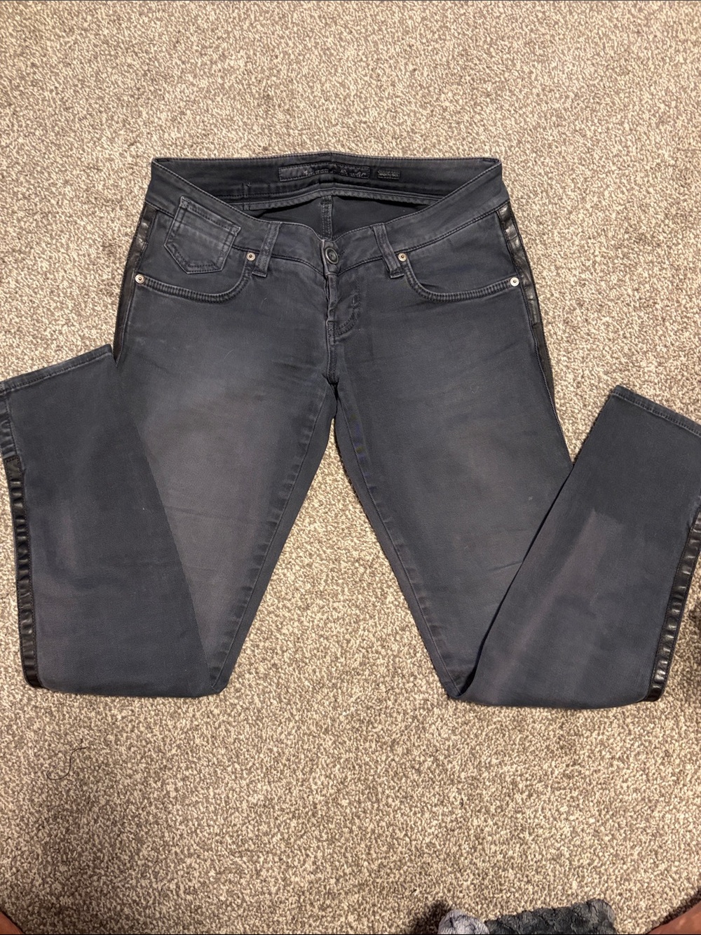 Slim Black Women's Skinny Jeans - Comfortable Stretch